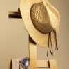 fashionable-fedora-hat-studio (1) Topi Pantai Wanita Anyaman