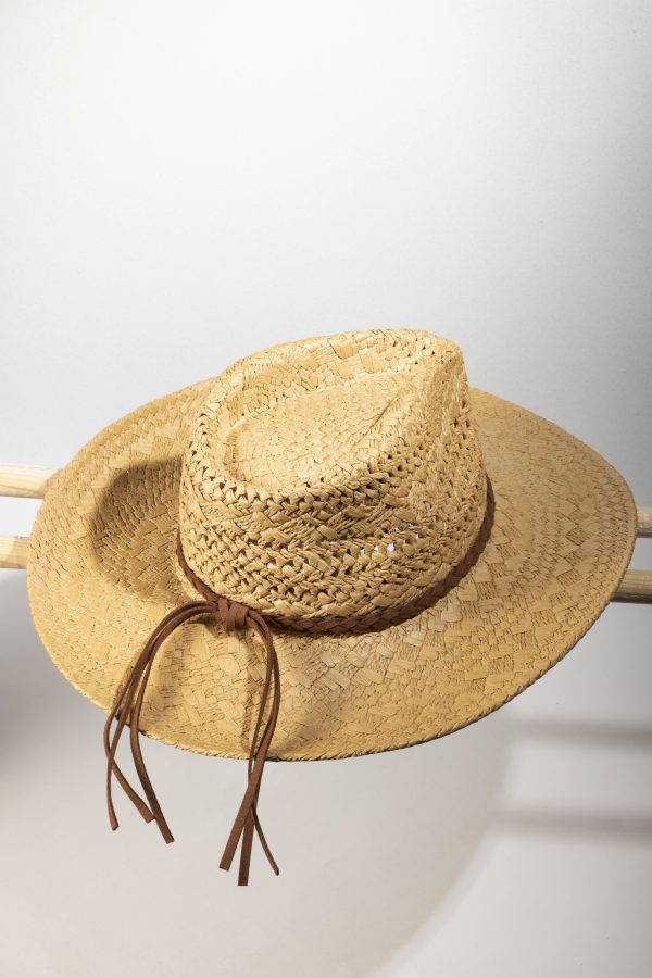 fashionable-fedora-hat-studio Topi Pantai Wanita Anyaman