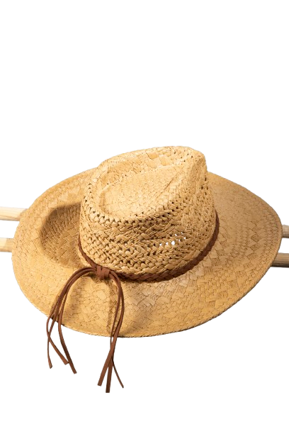 fashionable-fedora-hat-studio-removebg-preview Topi Pantai Wanita Anyaman